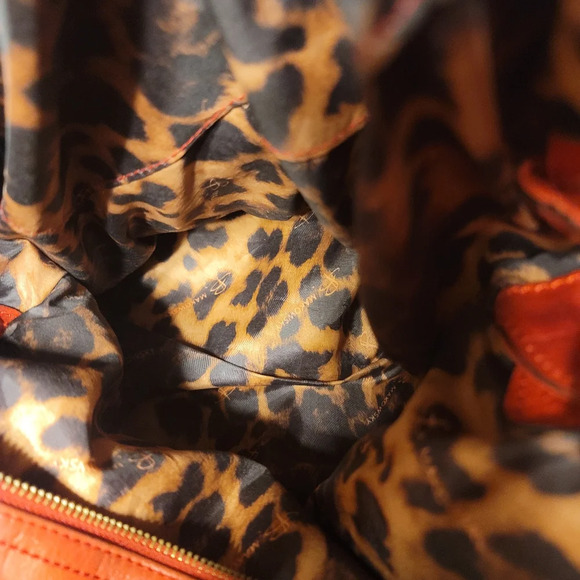 B. Makowsky Leather Shoulder Bag - Picture 4 of 12